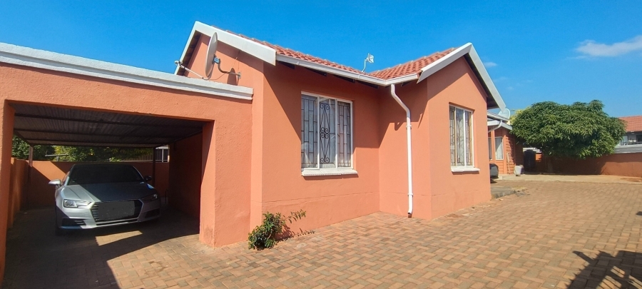 3 Bedroom Property for Sale in Tlhabane West North West